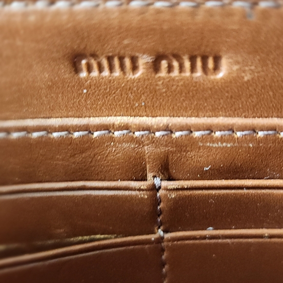 Preowned Miu Miu brown zipper wallet - Picture 8 of 12